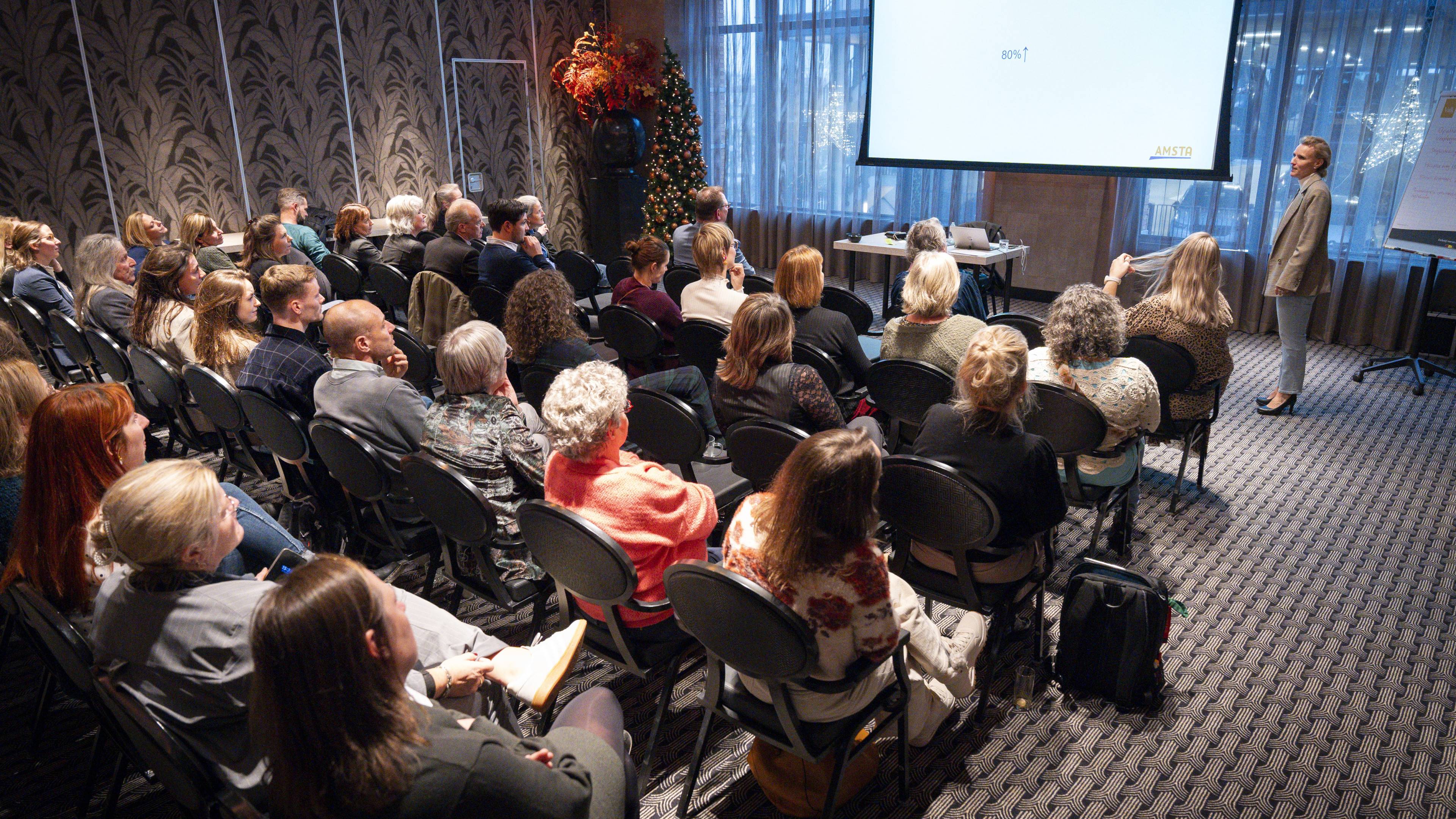 Geslaagd Wetenschapsforum 2024: nieuwste inzichten en kennis gedeeld over Korsakovzorg